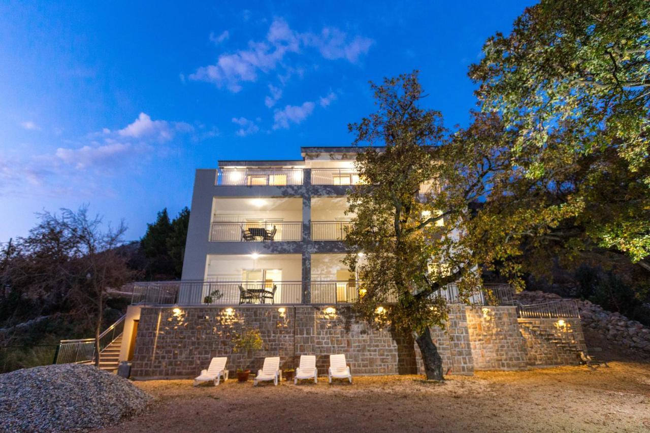 Apartmani Villa Paulo ستاريغغاد باكلينتسا المظهر الخارجي الصورة
