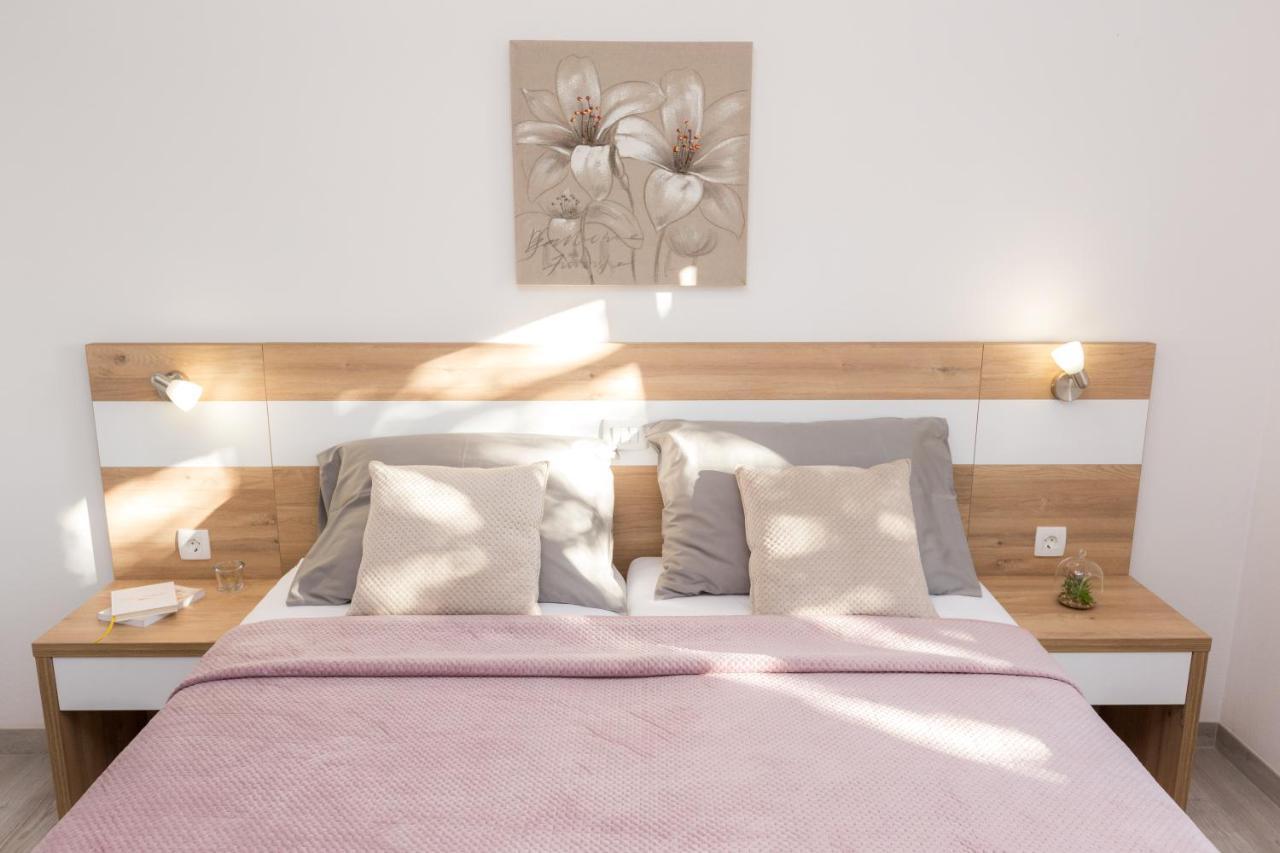 Apartmani Villa Paulo ستاريغغاد باكلينتسا المظهر الخارجي الصورة
