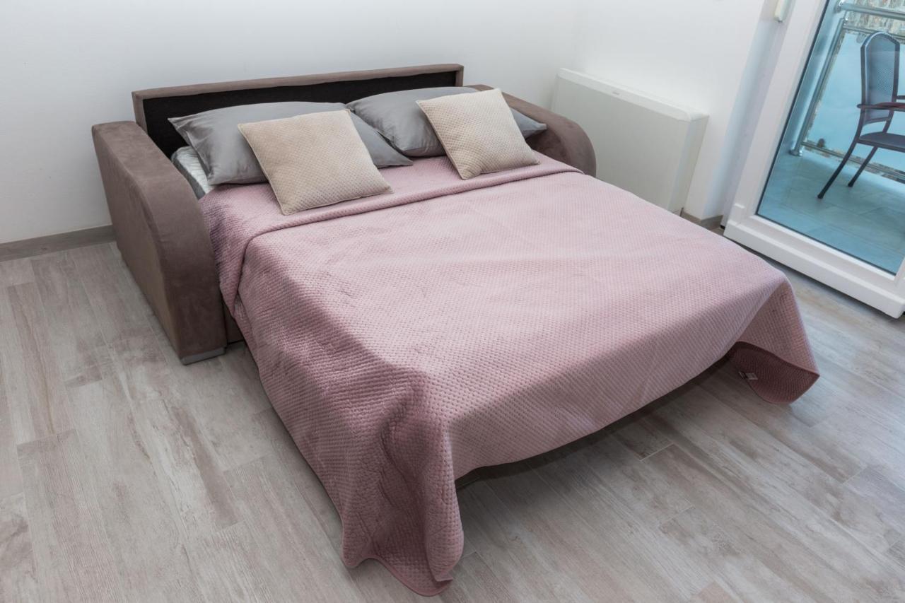 Apartmani Villa Paulo ستاريغغاد باكلينتسا المظهر الخارجي الصورة