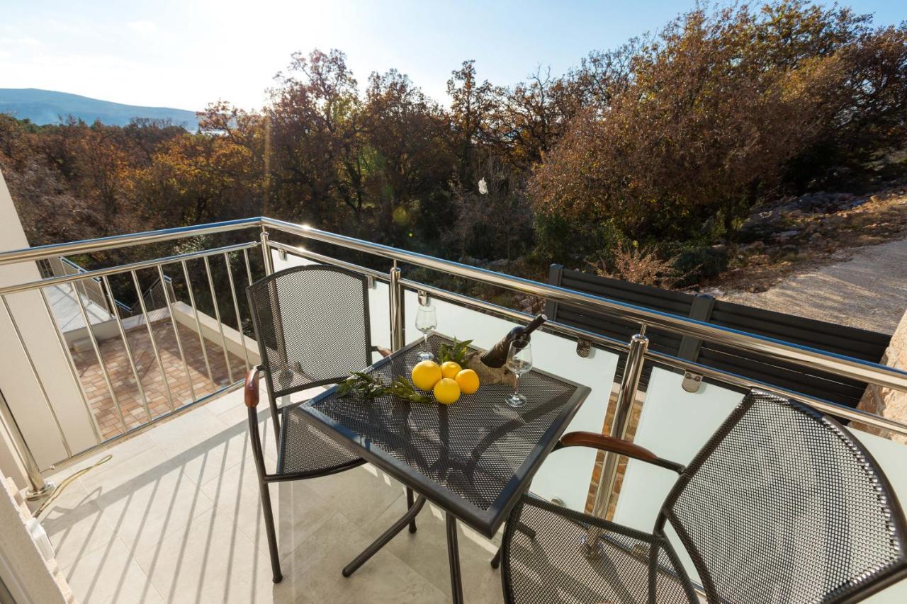 Apartmani Villa Paulo ستاريغغاد باكلينتسا المظهر الخارجي الصورة
