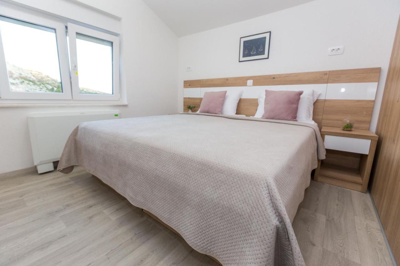 Apartmani Villa Paulo ستاريغغاد باكلينتسا المظهر الخارجي الصورة