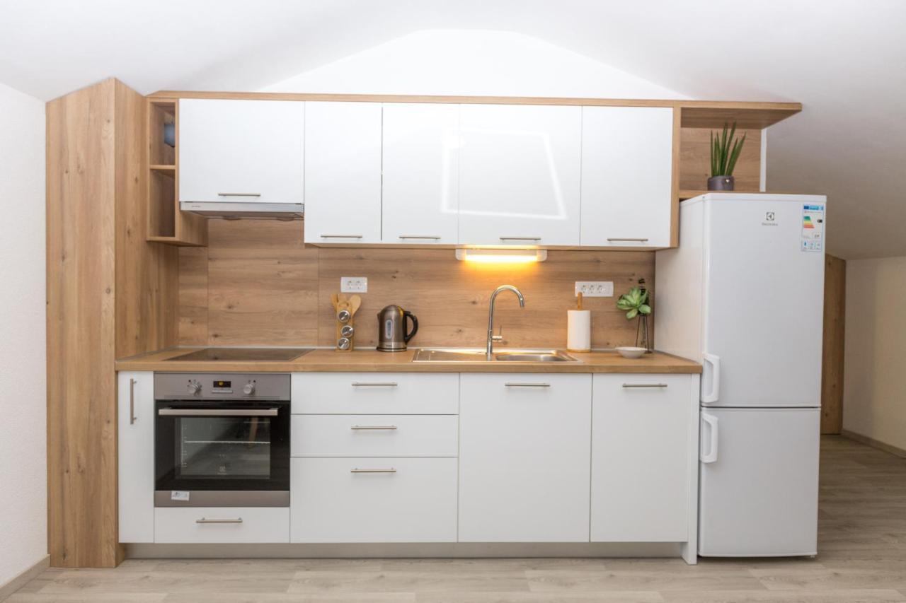 Apartmani Villa Paulo ستاريغغاد باكلينتسا المظهر الخارجي الصورة